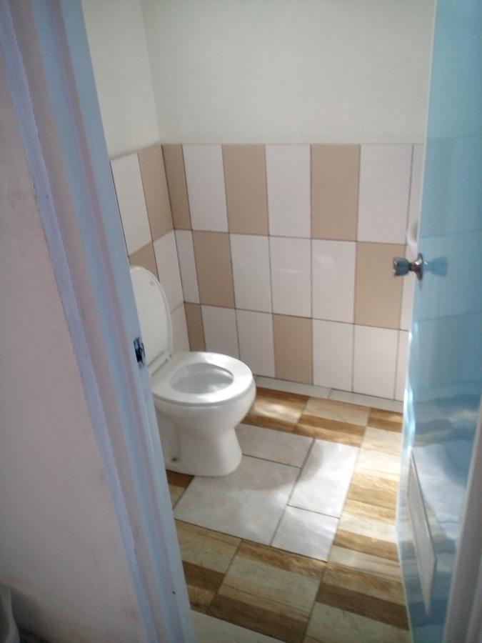 Izaac'S Bed & Breakfast Ловіна Екстер'єр фото